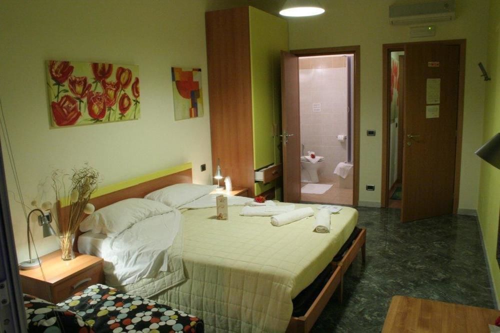 רומא Reale House Rooms מראה חיצוני תמונה