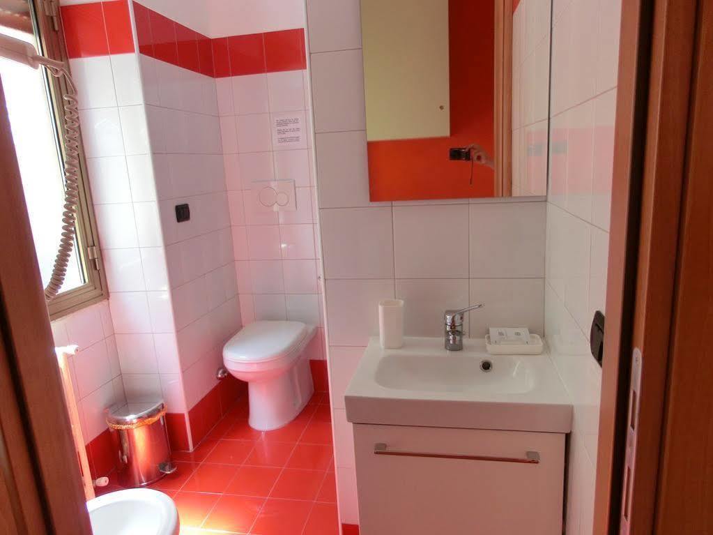 רומא Reale House Rooms מראה חיצוני תמונה
